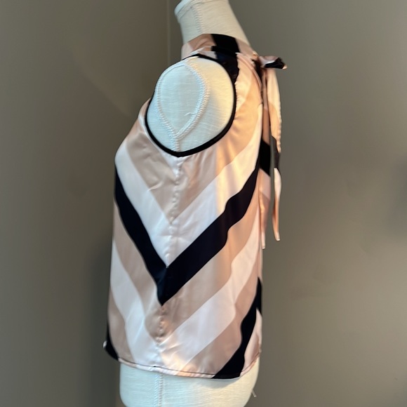 Shein multi color mock neck with back tie sleeveless XS - Picture 2 of 4